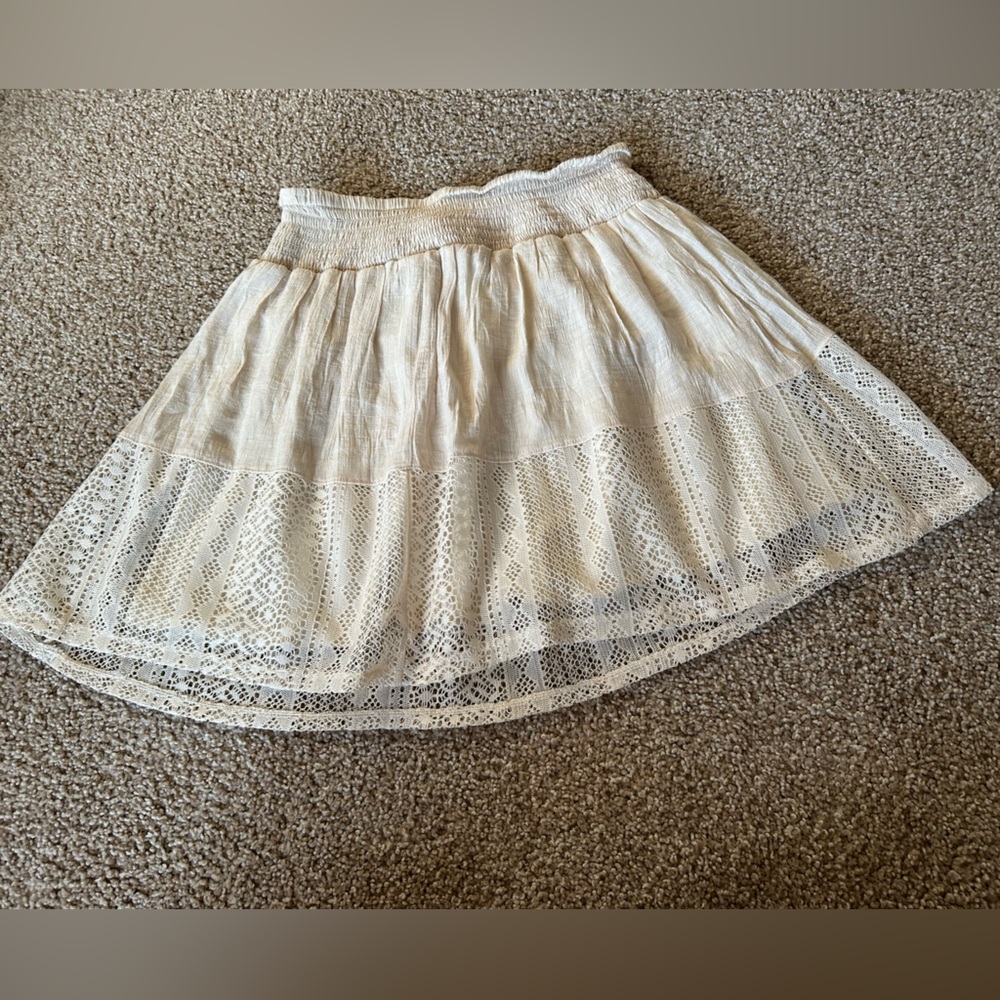 Flowy tan skirt